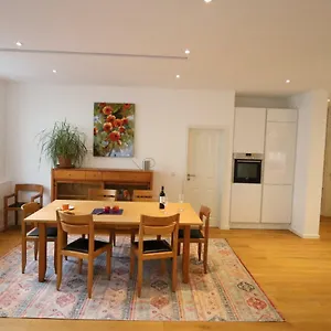 Am Josephsplatz 125 M2 Apartment